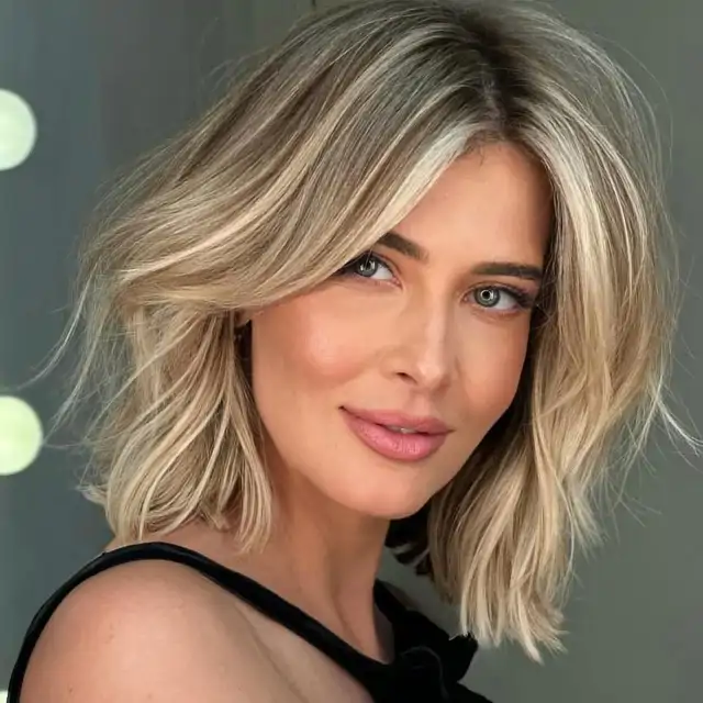 gorgeous reverse balayage