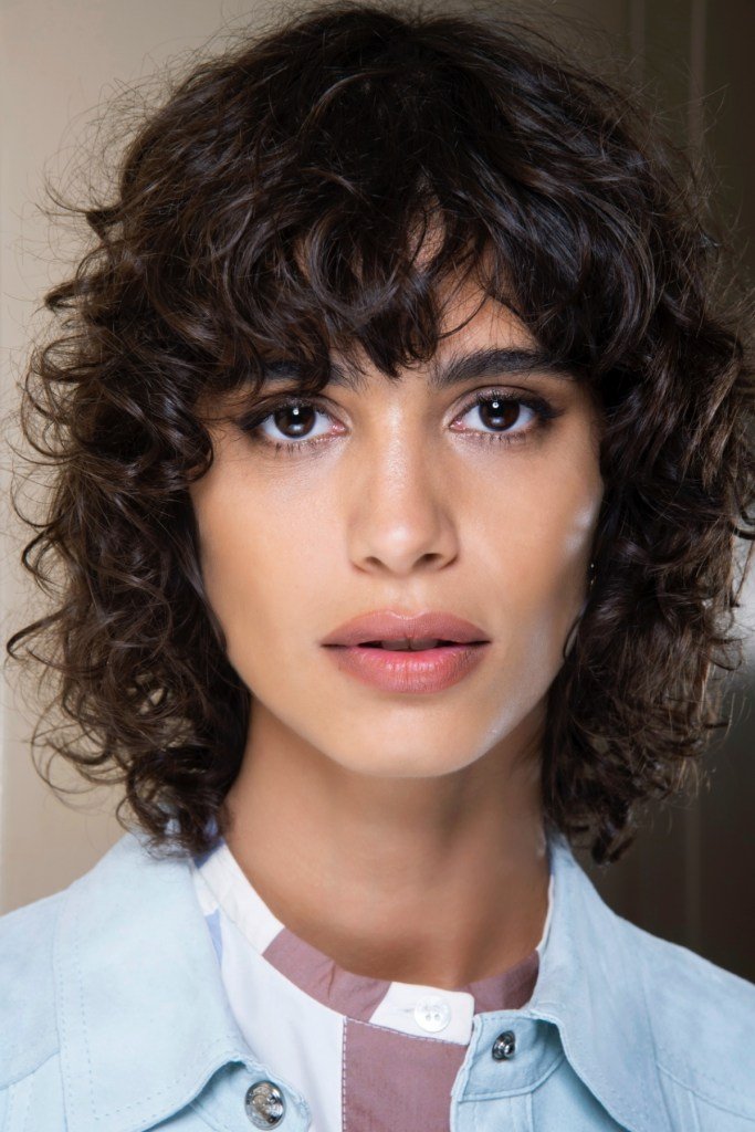 winter hairstyles curly